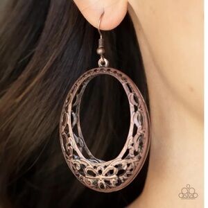 Gardenista Grandeur Copper Earrings. NWT